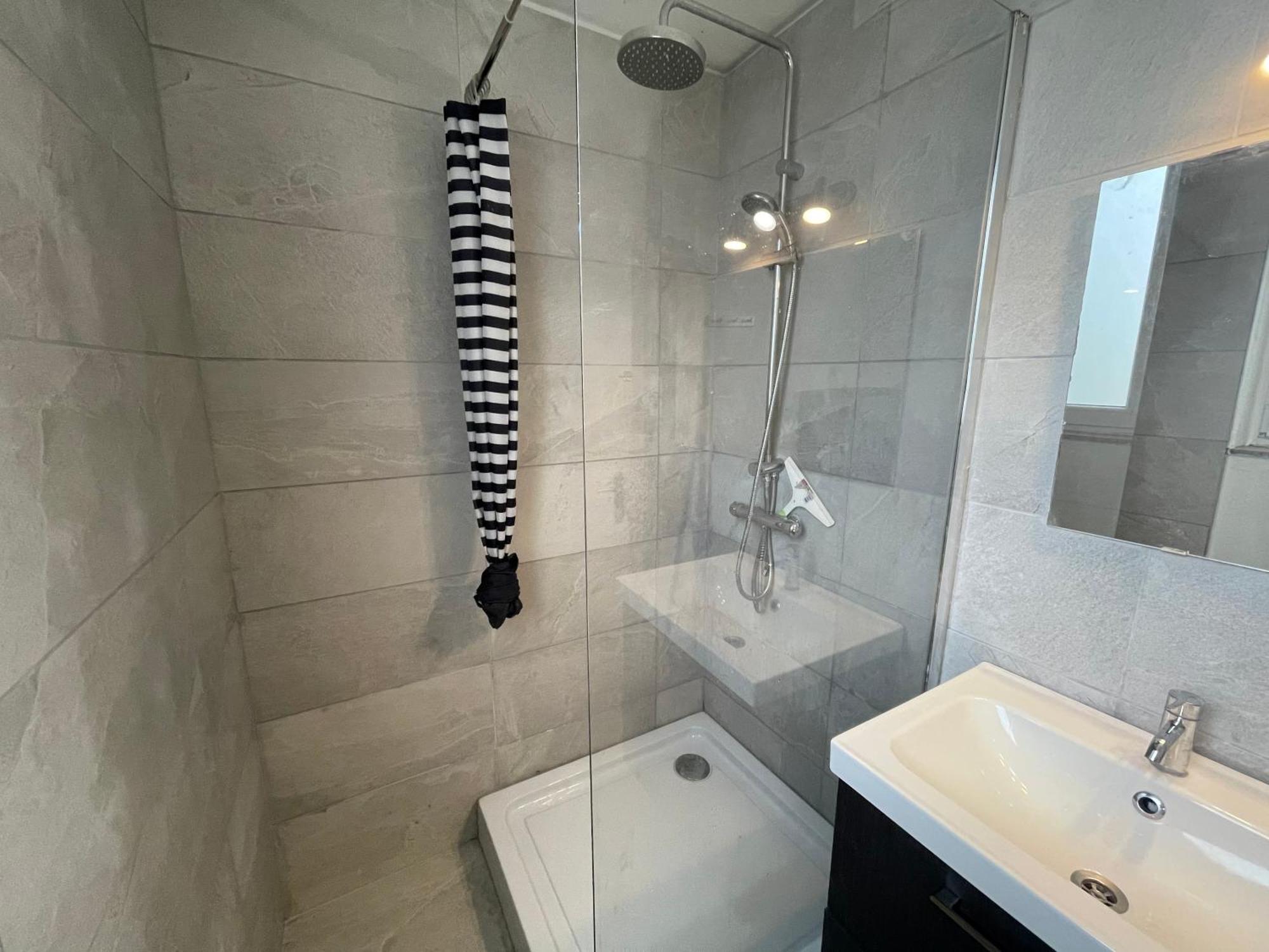 Apartmán #6 : 2 Pieces Dernier Etage Tres Calme 40M2 Štrasburk Exteriér fotografie